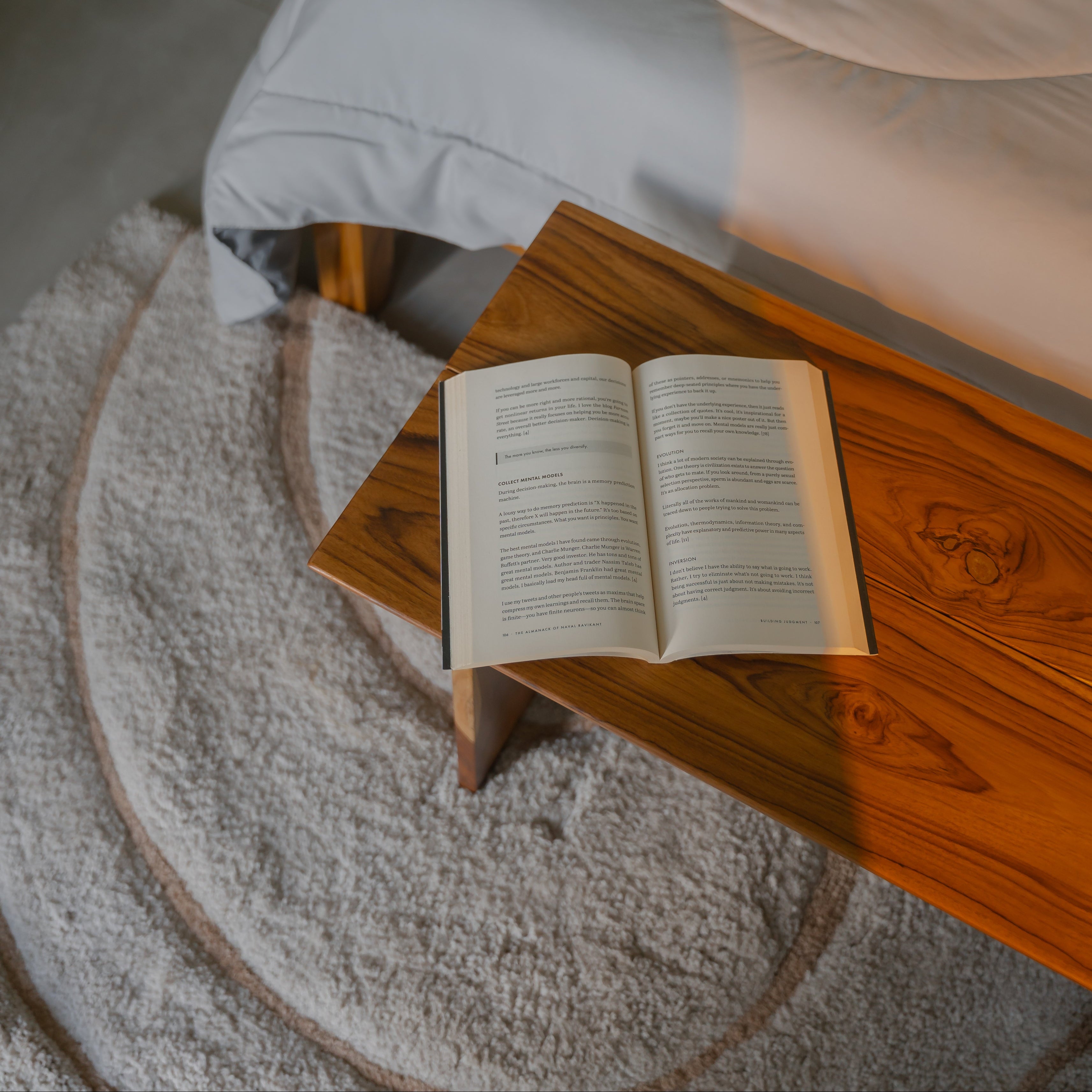 Pillar bench Natural Teak