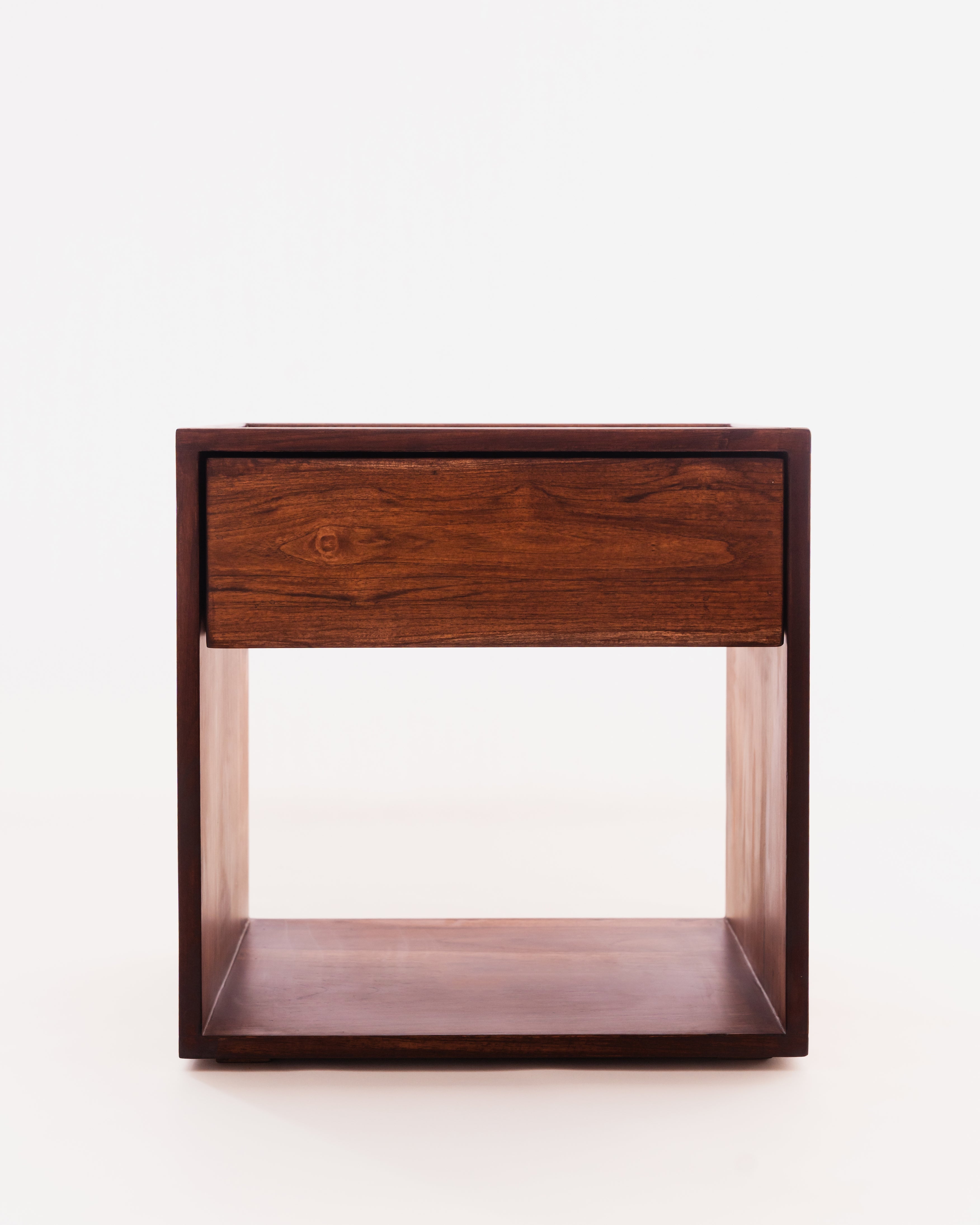 Classic Nightstand Walnut