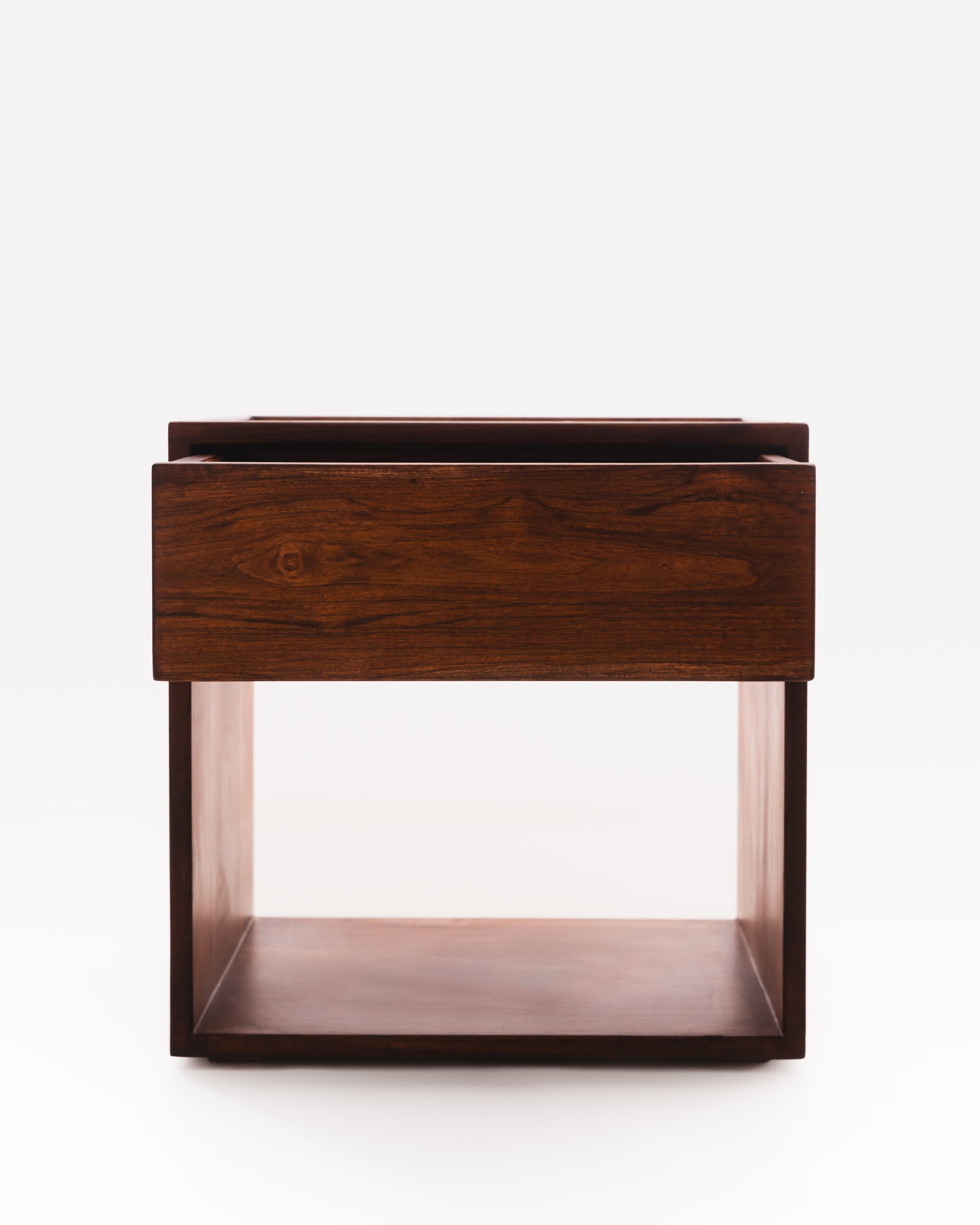 Classic Nightstand Walnut
