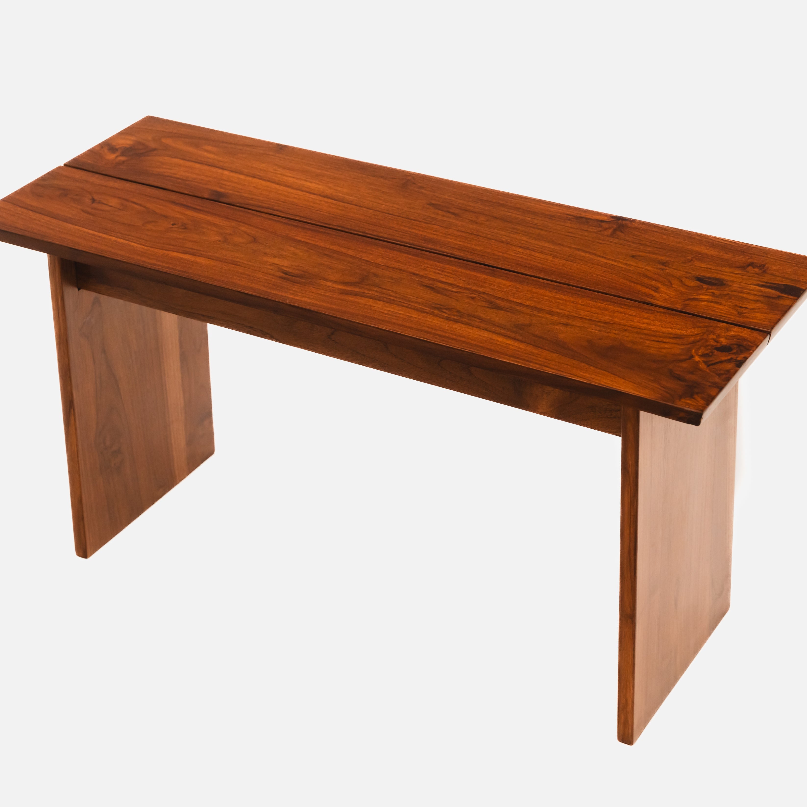 Pillar bench Walnut